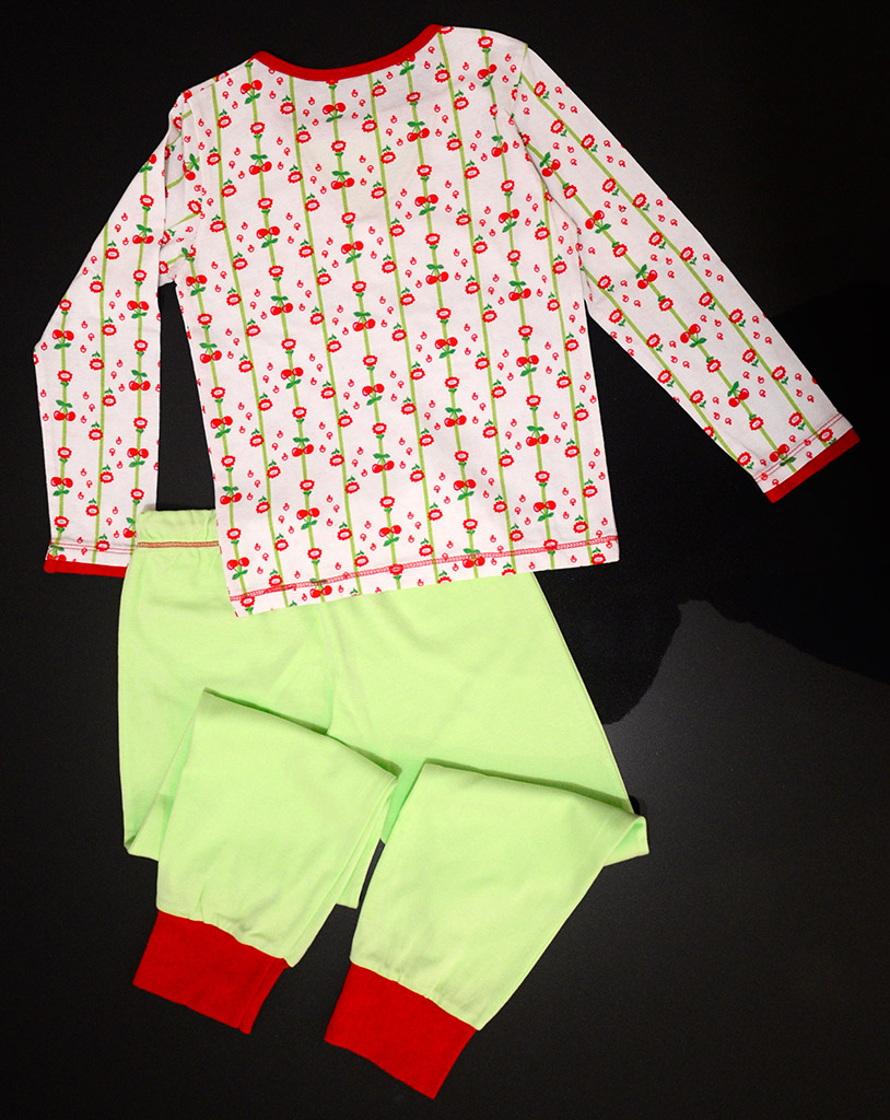 Пижама "Вишневое варенье", вид сзади. Оттобре: футболка №1-2013, мод.21; брюки №4-2013, мод.27