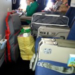 Швейная машинка, вышивальный блок и оверлок в самолете на "extra seat"